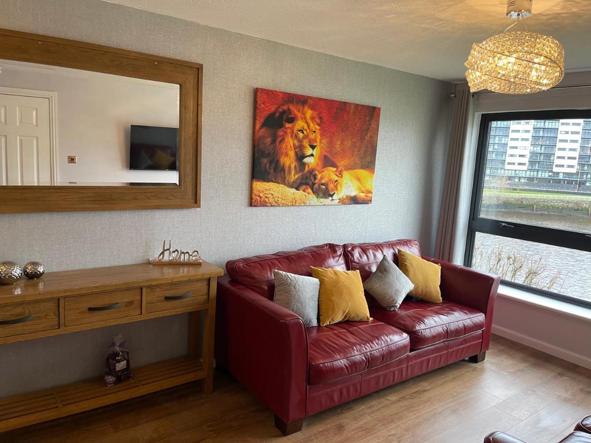 River View Apartment Glasgow Eksteriør bilde