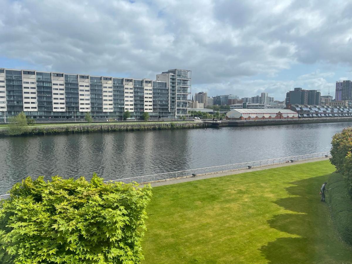 River View Apartment Glasgow Eksteriør bilde